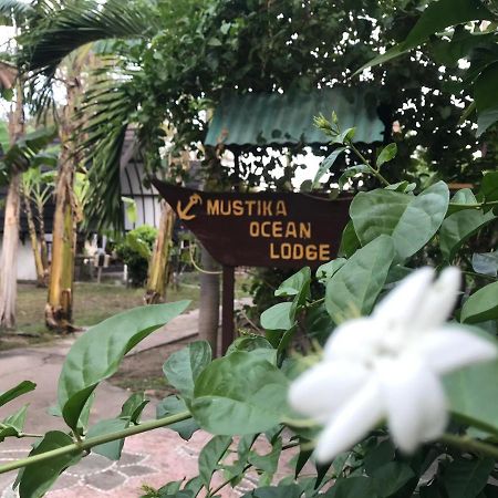 吉利阿尔 穆斯蒂卡海洋旅舍酒店 外观 照片