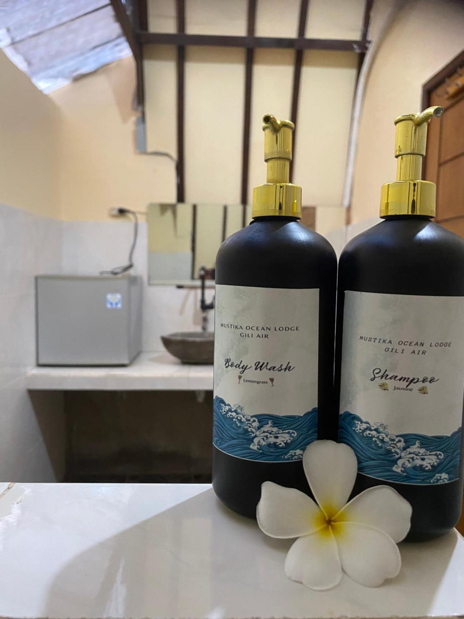 吉利阿尔 穆斯蒂卡海洋旅舍酒店 外观 照片